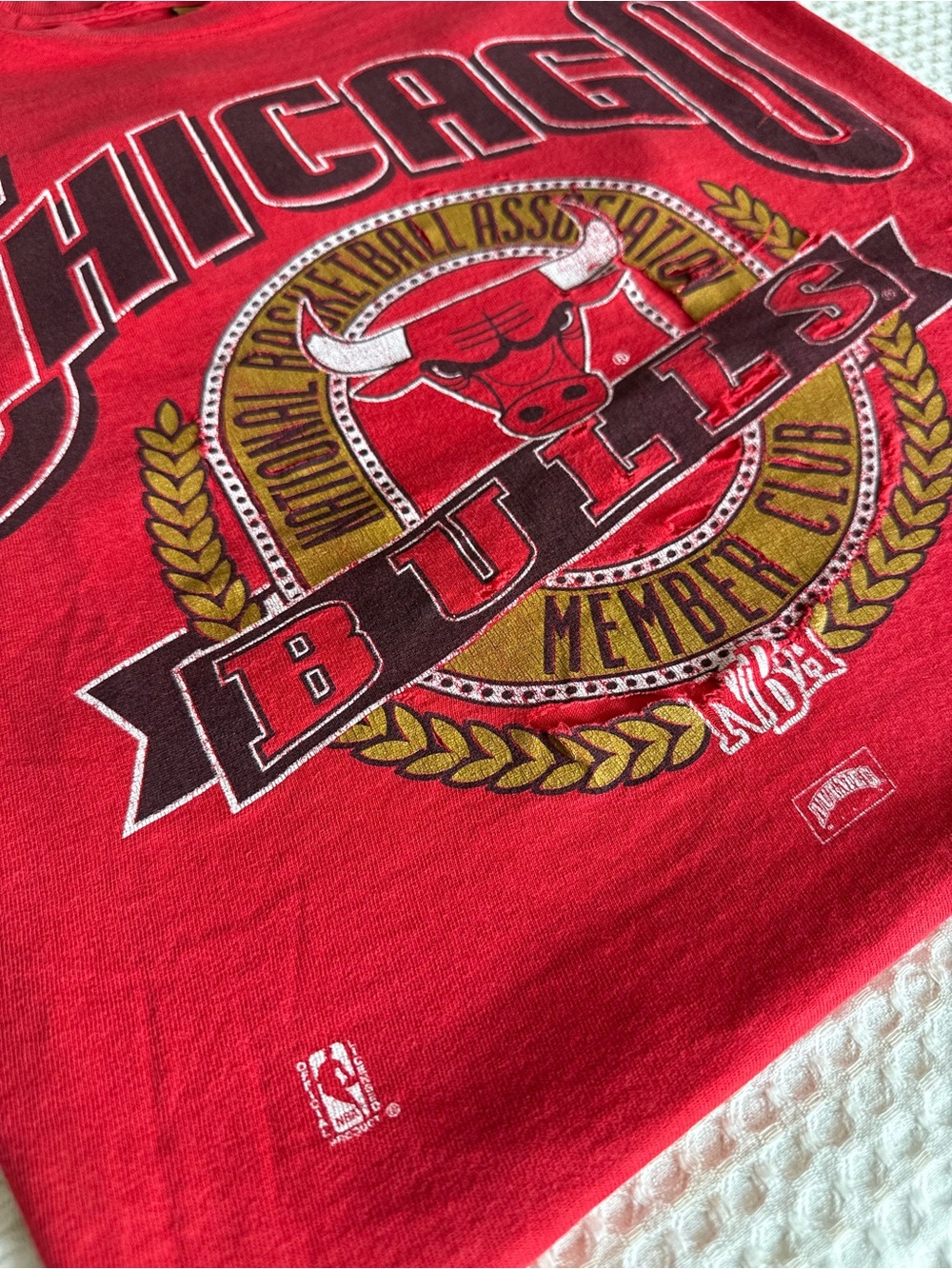 Vintage 1990 Chicago Bulls Red single stitched Graphic Tee NutmegMills rare NBA - Picture 2 of 10